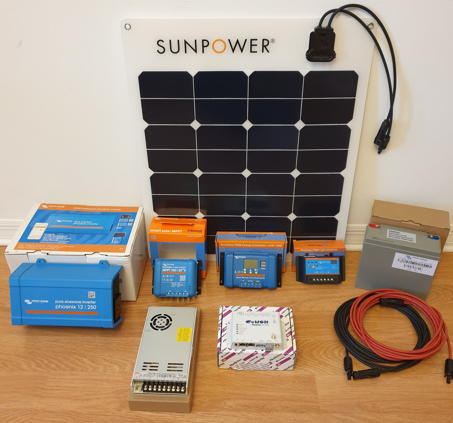 Victron Energy Phoenix Inverter 12/250 - 12VDC to 120VAC 60Hz; 250VA / 200W