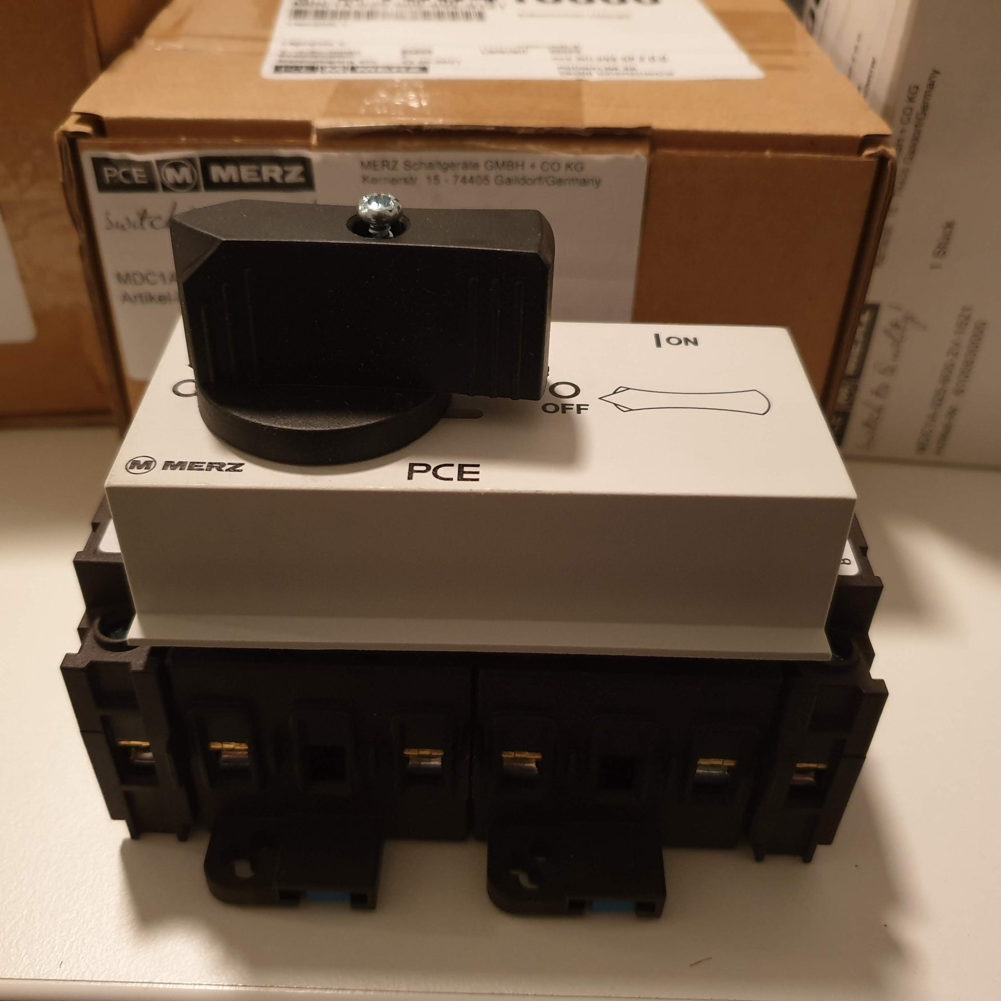 Merz MDC1A-025-600-6VL-9121
