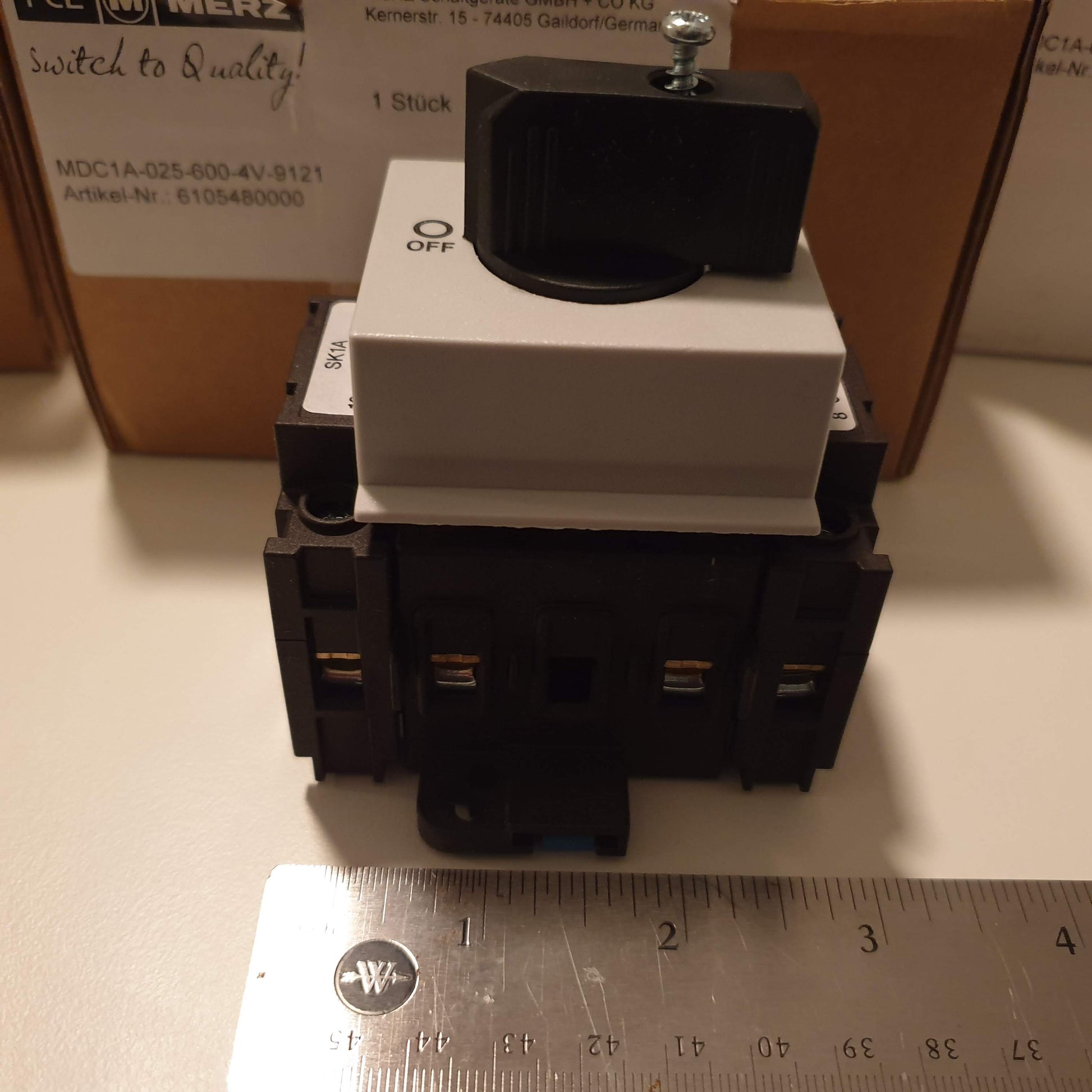 Merz MDC1A-025-600-4V-9121-EVS
