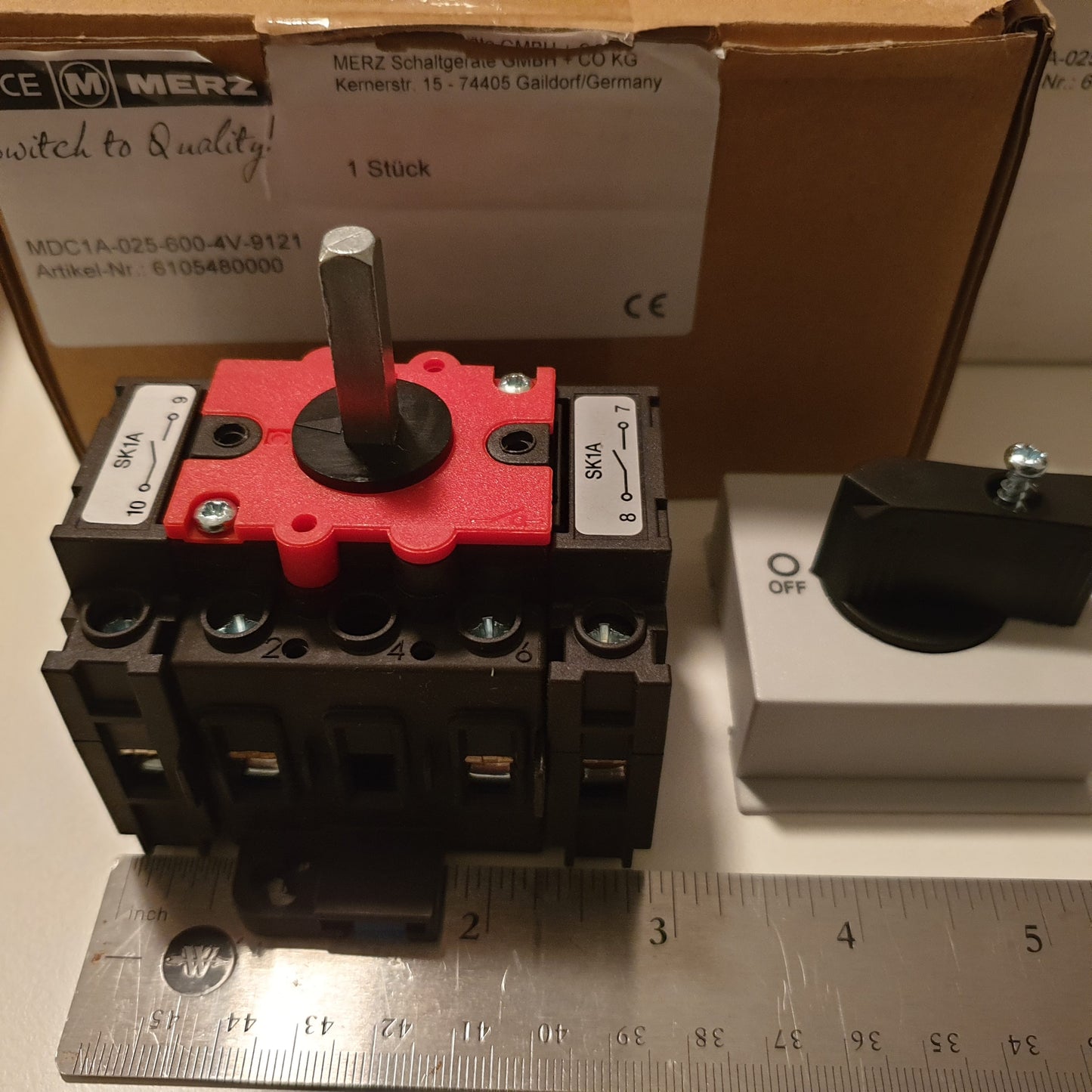 Switch, 80A/48Vdc, 2 switches with 2 contact each; Merz MDC1A-025-600-4V-9121-EVS